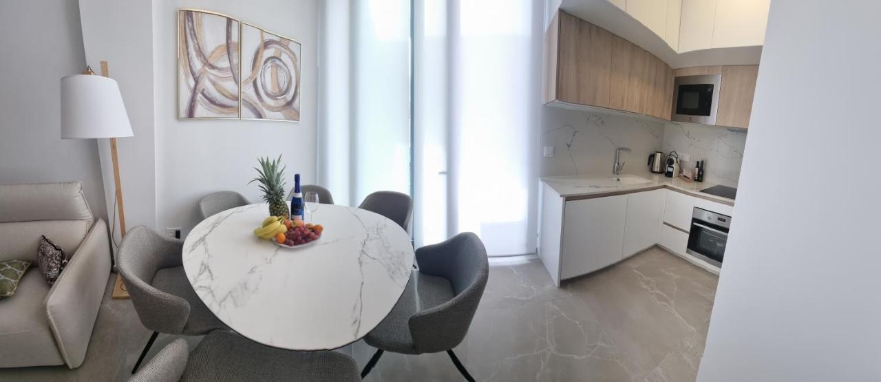 Modern And Cosy Apartment Close To The Beach Торевиеха Екстериор снимка
