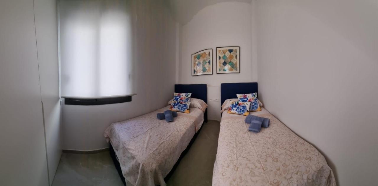 Modern And Cosy Apartment Close To The Beach Торевиеха Екстериор снимка
