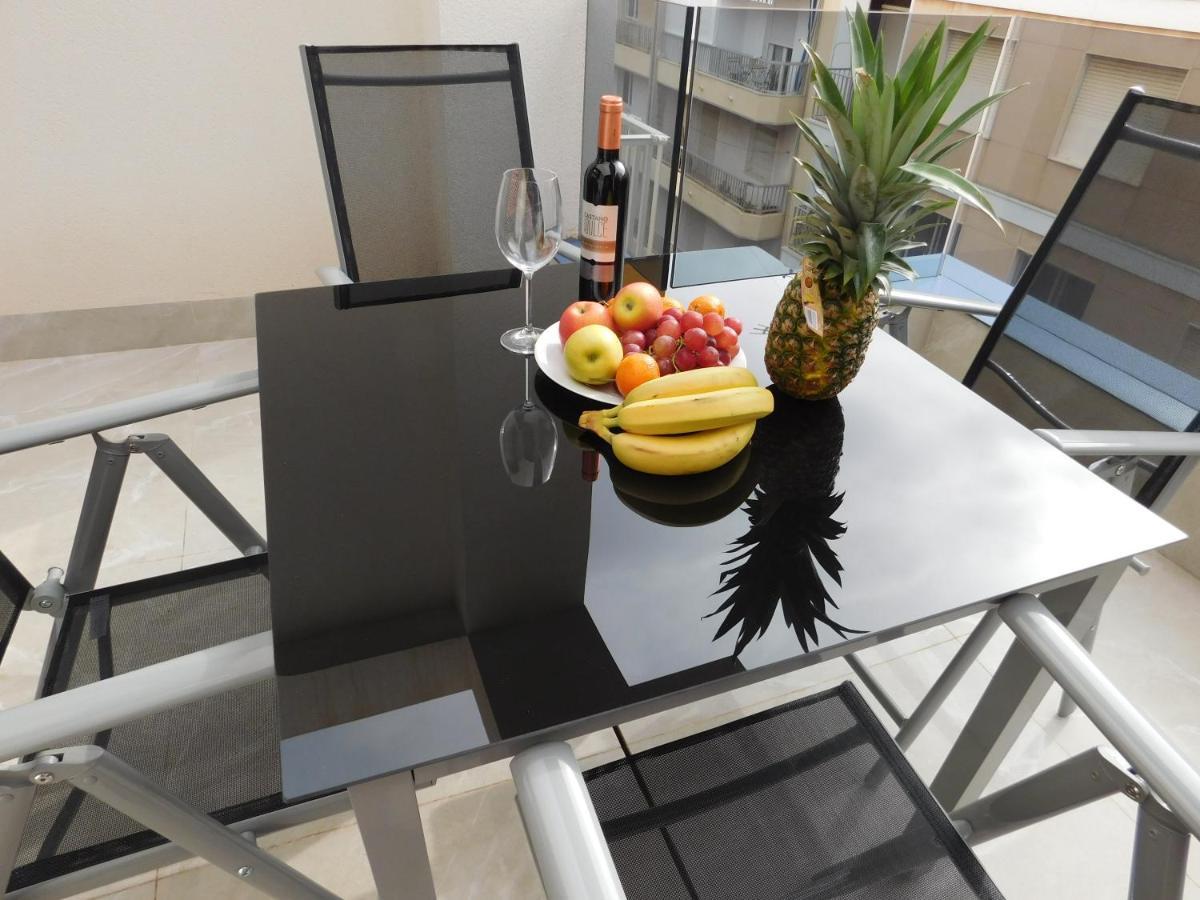 Modern And Cosy Apartment Close To The Beach Торевиеха Екстериор снимка