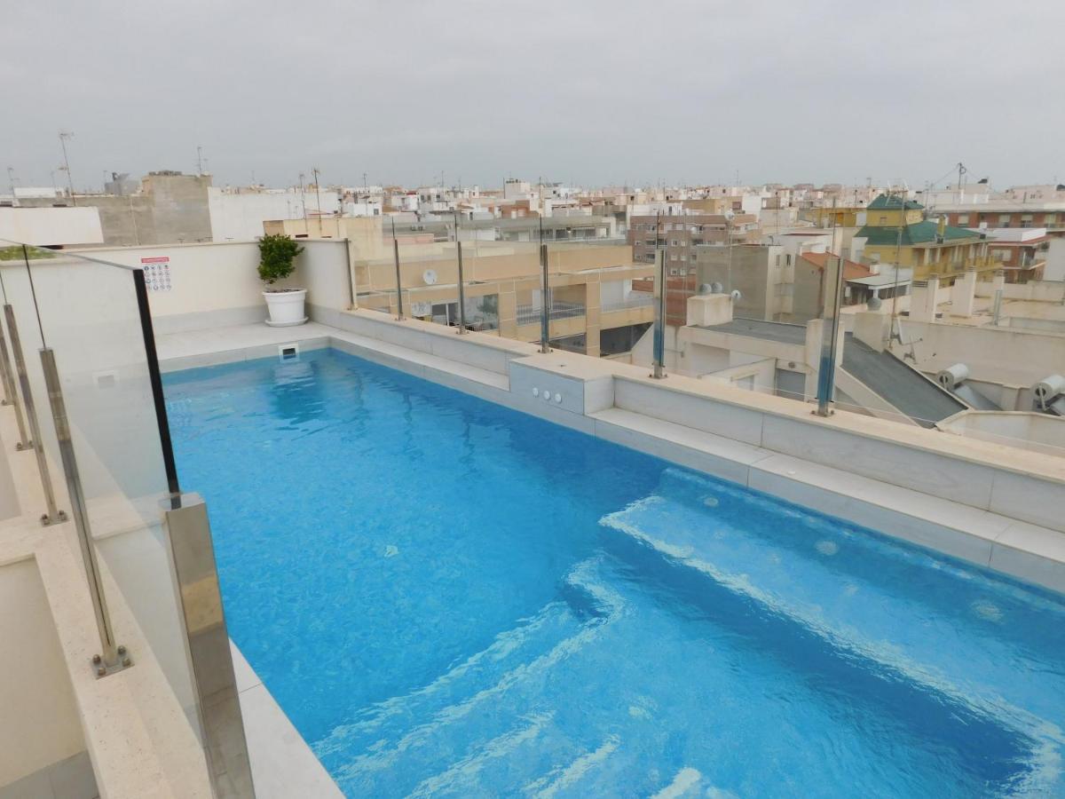 Modern And Cosy Apartment Close To The Beach Торевиеха Екстериор снимка