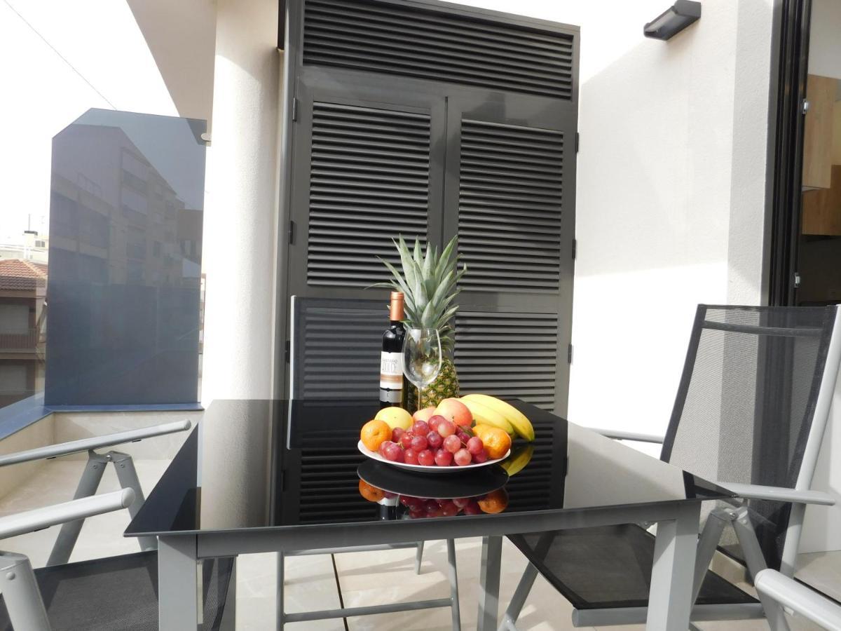 Modern And Cosy Apartment Close To The Beach Торевиеха Екстериор снимка