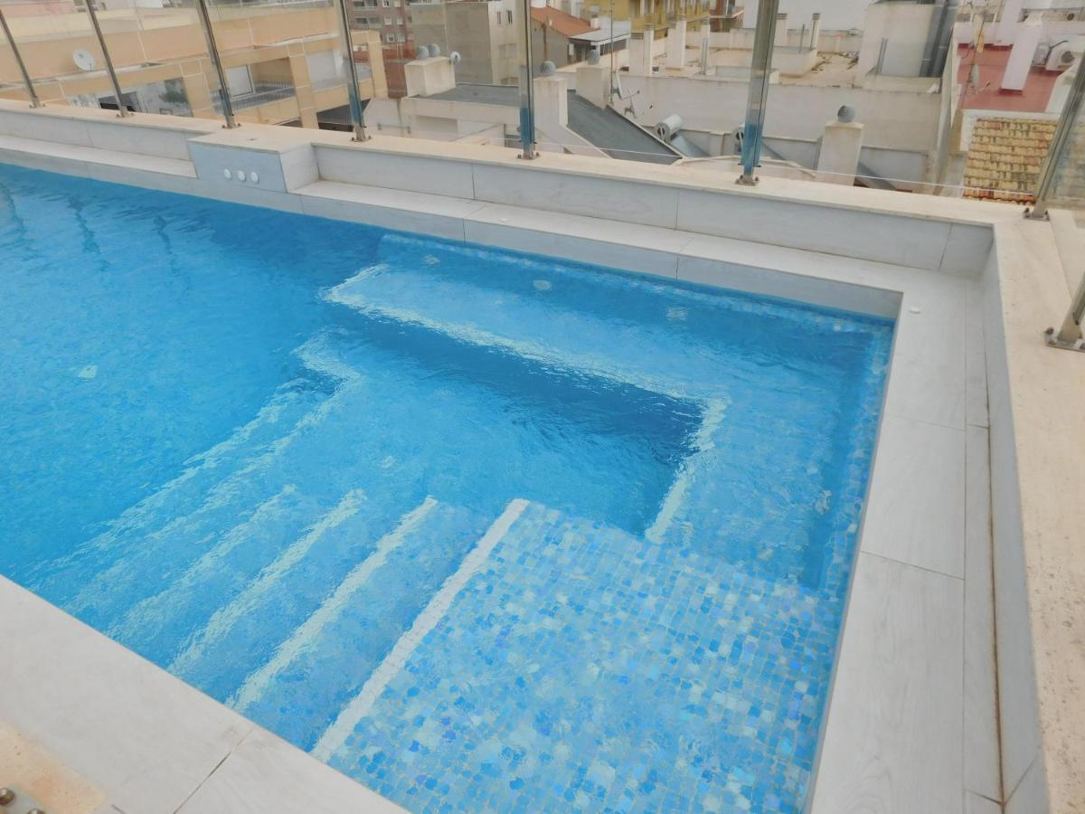 Modern And Cosy Apartment Close To The Beach Торевиеха Екстериор снимка